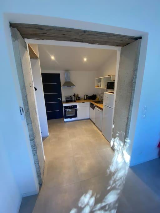 Maison En Pierre A Clermont-L'Herault Brignac  Екстериор снимка